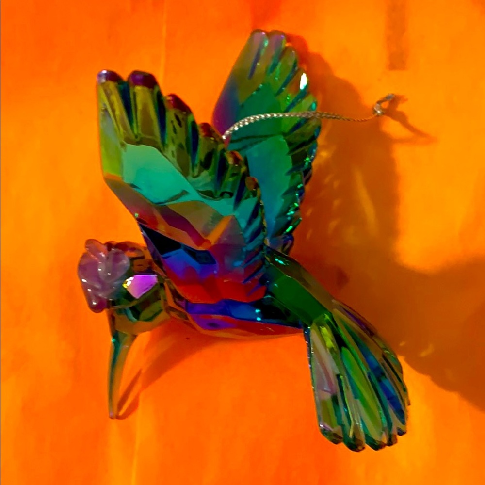 Beautiful Amethyst Iridescent Hummingbird Ornament - Picture 1 of 9